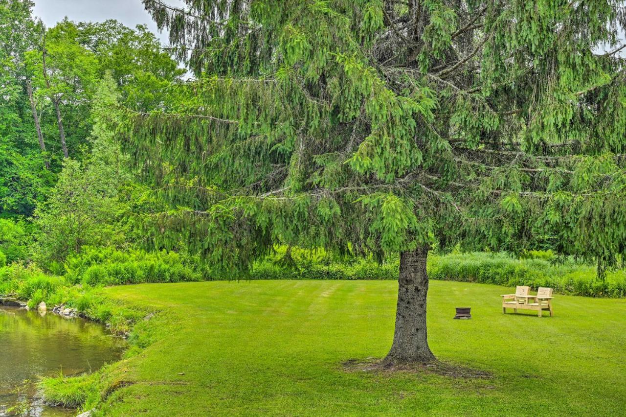 Vila Quiet Country Escape Fire Pit, Fish On-Site! Leonardsville Exteriér fotografie